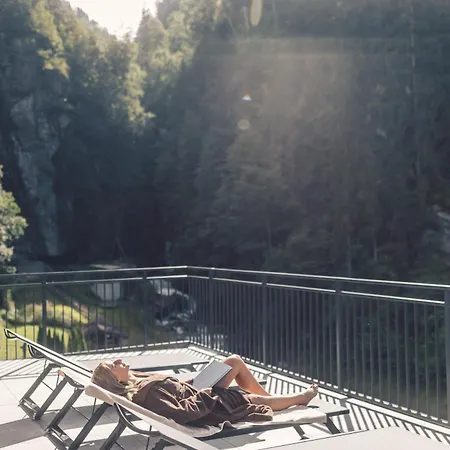 ホテル Maerzenklamm Im Zillertal シュトゥンム