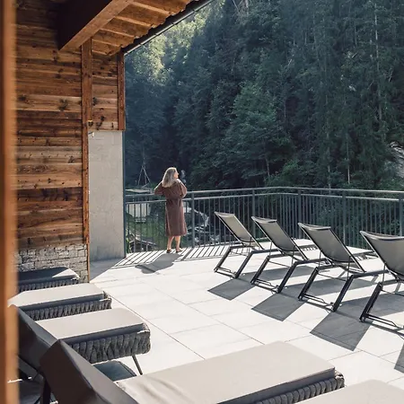 ホテル Maerzenklamm Im Zillertal シュトゥンム