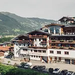 Hotel Maerzenklamm Stumm Im Zillertal Hotel