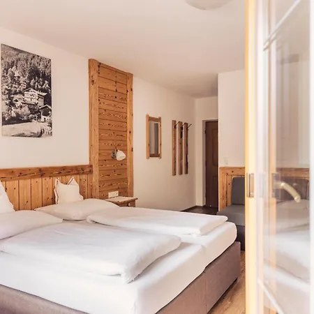 Maerzenklamm Im Zillertal Hotel Stumm