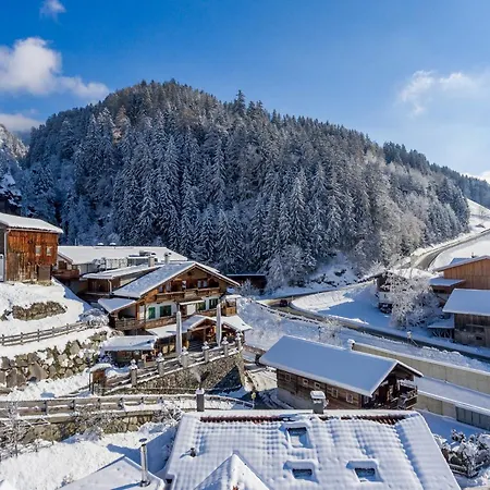 - Maerzenklamm ゲストハウス シュトゥンム